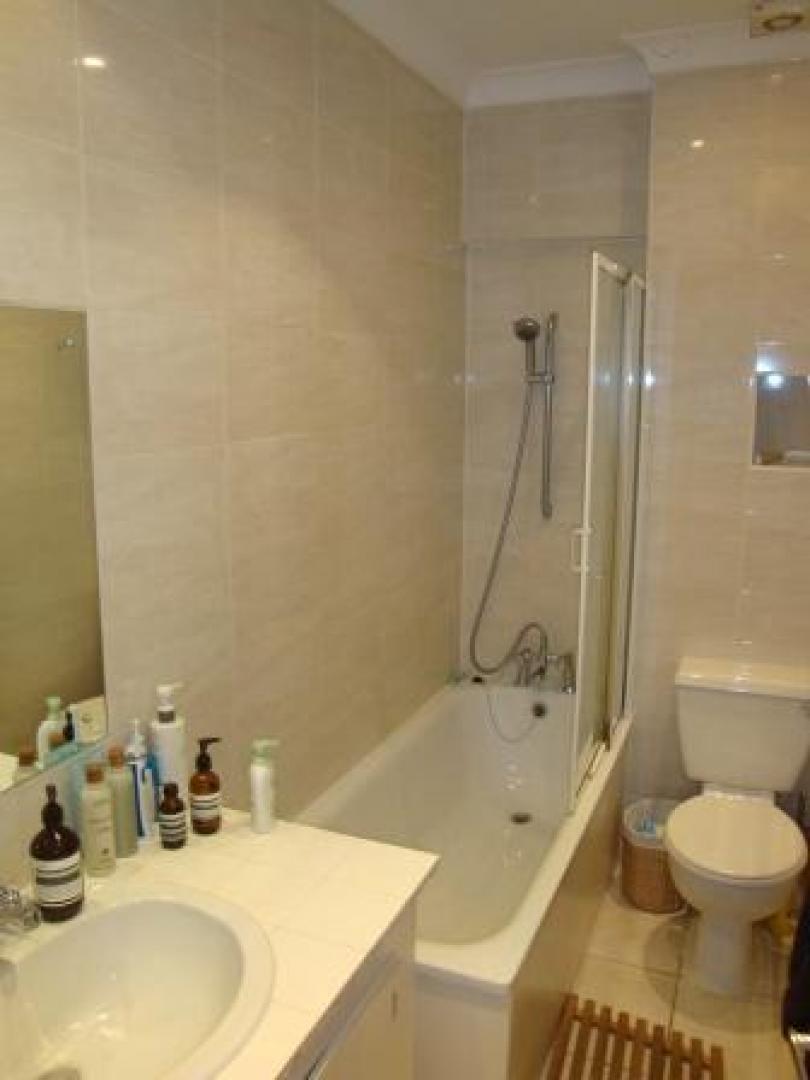 			1 Bedroom, 1 bath, 1 reception Flat			 St.Pauls Avenue, WILLESDEN GREEN